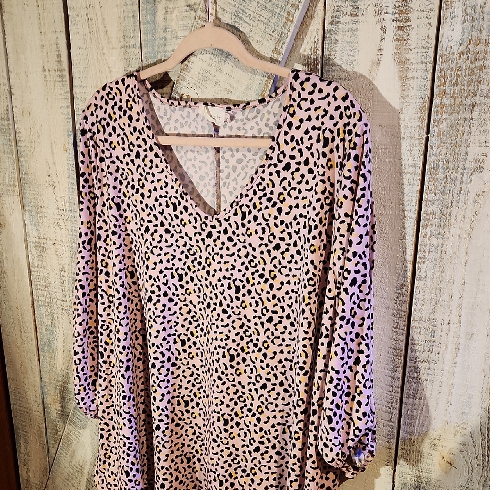 Leopard Print V-Neck Blouse
